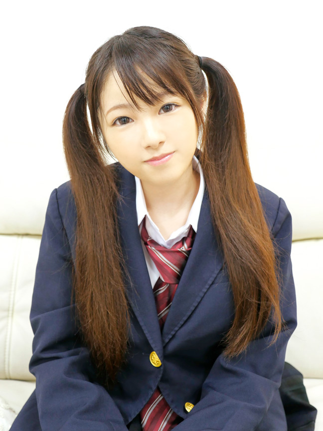 「平花が挑戦するヌルヌル泡マッサージ体験！水着姿で魅せる癒し系グラビア動画」のサムネイル