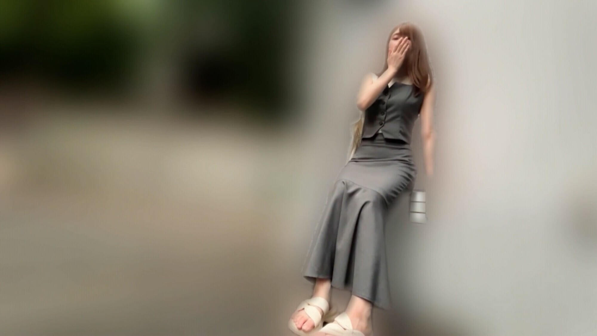 「高城なぎさちゃんとリモバイ散歩!街中で絶頂恥辱プレイ!」のサンプル画像14枚目