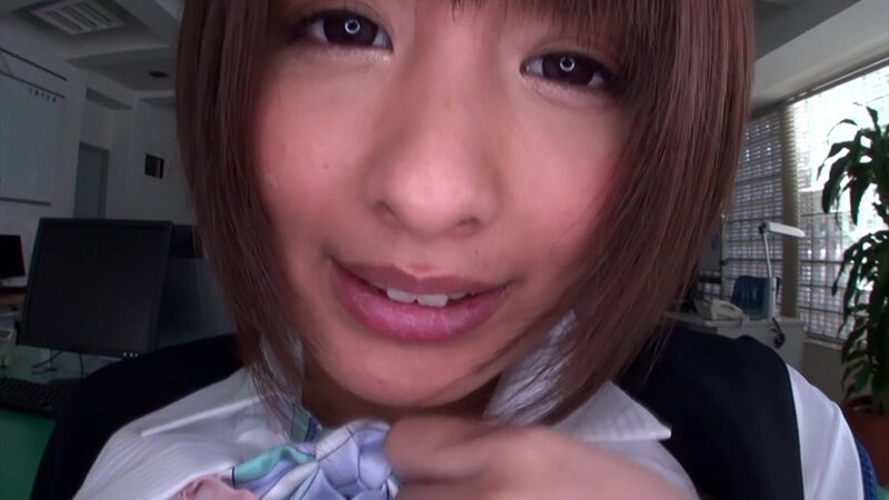 「スレンダーOL夏目優希が騎乗位で乱れる!指マン&クンニで感じまくるオフィス濃厚プレイ」のサンプル画像3枚目