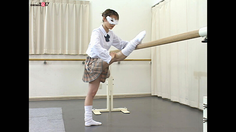 「天使美樹・緒川さら・松雪ひかる出演|スレンダー美女の軟体バレエ|レオタードアスリート作品」のサンプル画像10枚目