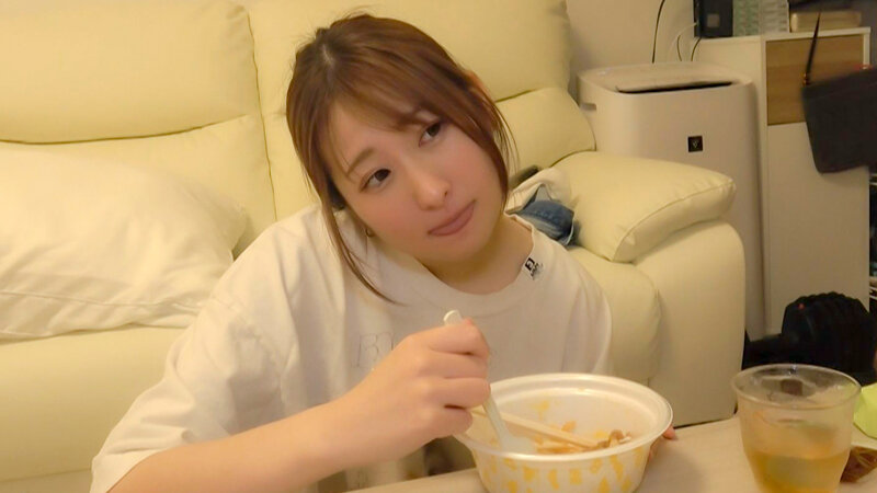 「末広純の中出しハメ撮り動画|美乳美少女と巨尻が魅力の部屋呑みドキュメント」のサンプル画像10枚目