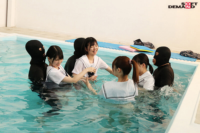 「伊織ひなの・市井結夏ら女子校生4人のレズキス&中出し青春制服ストーリー」のサンプル画像15枚目