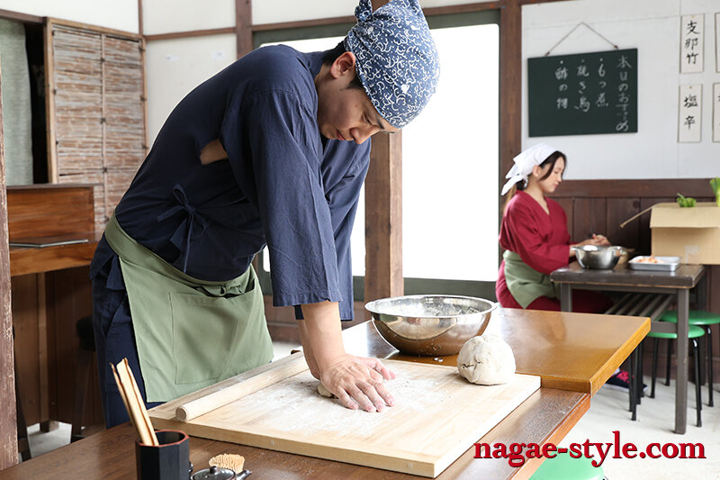 「雨村梨花が魅せる人妻NTR作品|3P・4Pで寝取られる妻の衝撃映像【寝取られの館14】」のサンプル画像18枚目