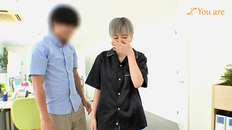 「沢尻ウタ 巨乳Fカップ関西弁美女がAV面接で即ハメ体験！顔射フィニッシュの衝撃映像」のサンプル画像2枚目