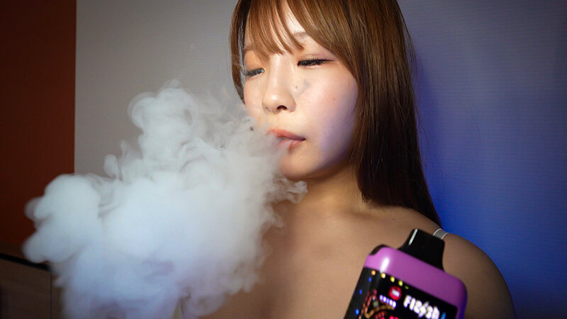 「【巨乳コスプレイヤー】アイドル志望美女がごっくん＆中出しでAVデビュー【BadFilm】」のサンプル画像3枚目