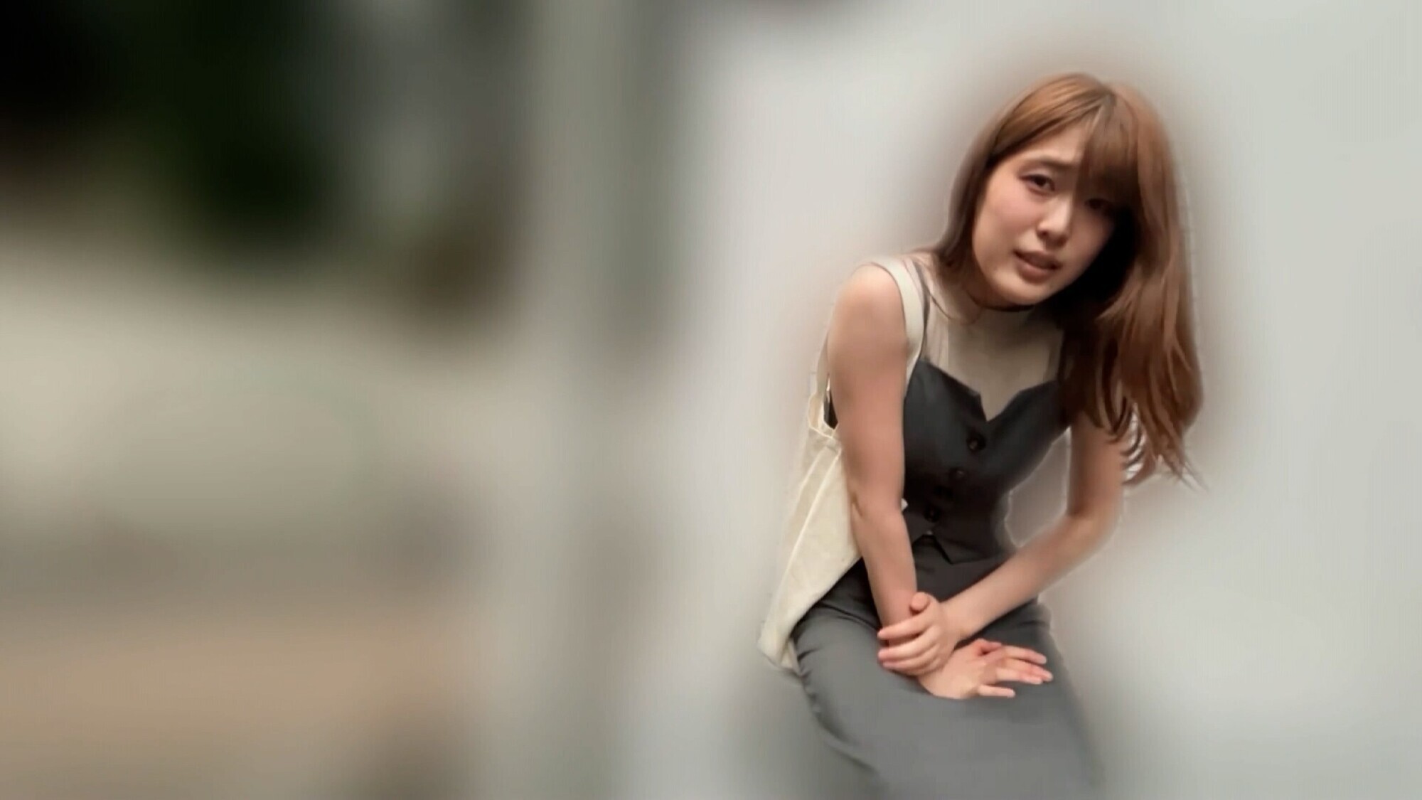 「リモバイ散歩!街中で4人の女と絶頂恥●プレイ! VOL.4」のサンプル画像3枚目