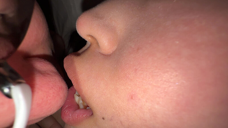 「【七藤優亜】素人お姉さんとの個人撮影で密着プレイ!息遣いを感じる距離で興奮必至」のサンプル画像12枚目