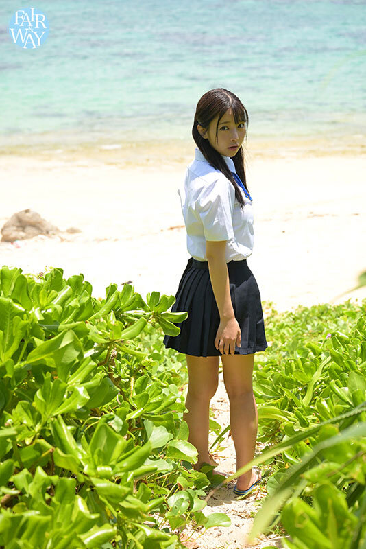 「福田ゆあ 脱グラドル美少女の競泳水着姿がエロい！巨乳アイドルのセクシーグラビア」のサンプル画像6枚目