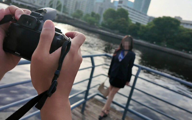 「【素人OL】品川で美女をナンパ！オシャレなお姉さんを即ハメする街角キャッチ動画」のサンプル画像4枚目