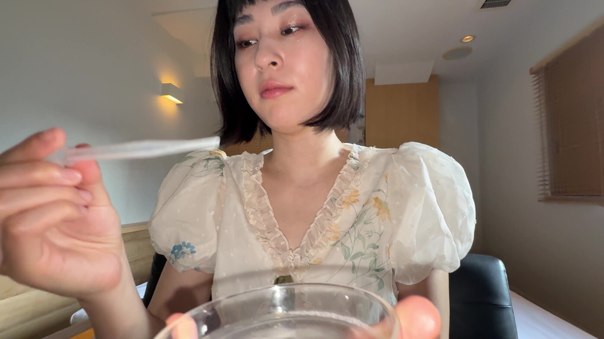「【個人撮影】閲覧注意！大園明歩の唾液を加湿器で噴霧してみた！」のサンプル画像2枚目