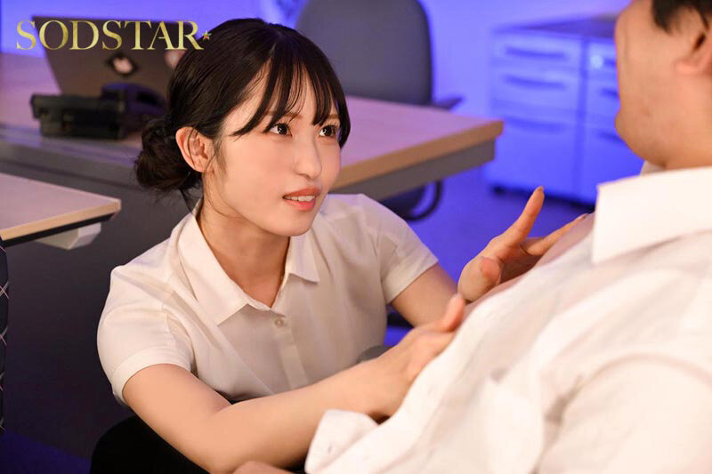 「新川空のコスプレ騎乗位が凄い！ダンスで鍛えた腰使いと潮吹き絶頂4シチュエーション」のサンプル画像15枚目