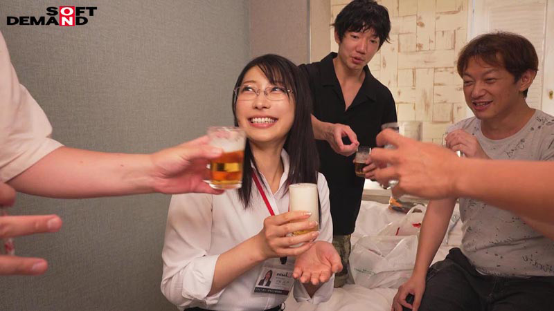 「【守屋よしの】美人秘書と新宿ラブホで昼間から濃厚プレイ【OL・ハメ撮り】」のサンプル画像5枚目