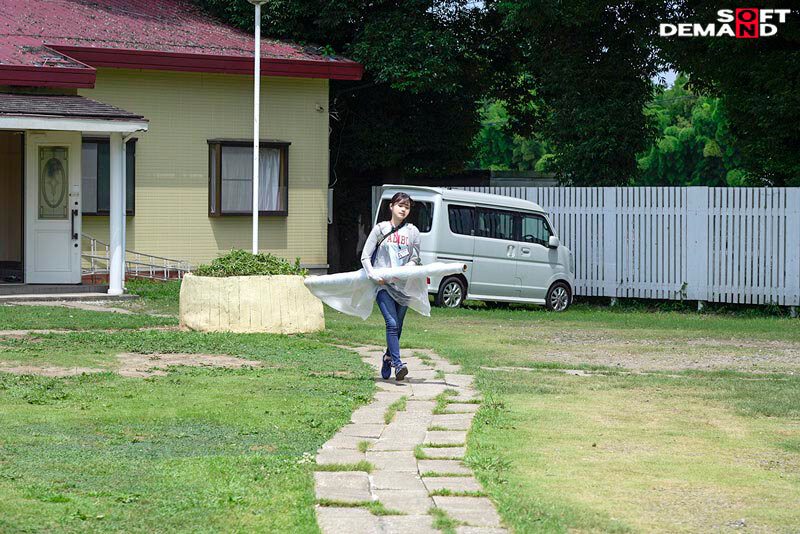 「松永あかり 3P・4Pで即ハメ体験！AD研修中の常に性交プレイがエロすぎる【SOD企画】」のサンプル画像3枚目