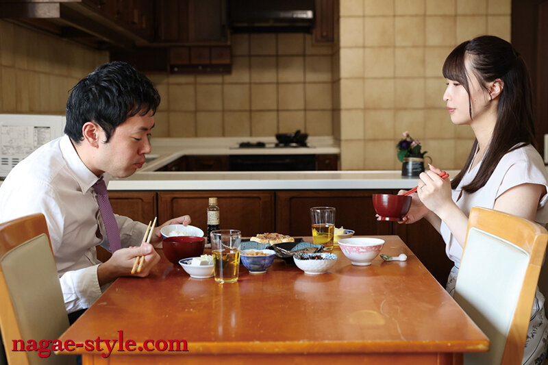 「三尾めぐのNTR作品|スレンダー人妻が弟の嫁役で寝取られる背徳プレイ動画」のサンプル画像9枚目