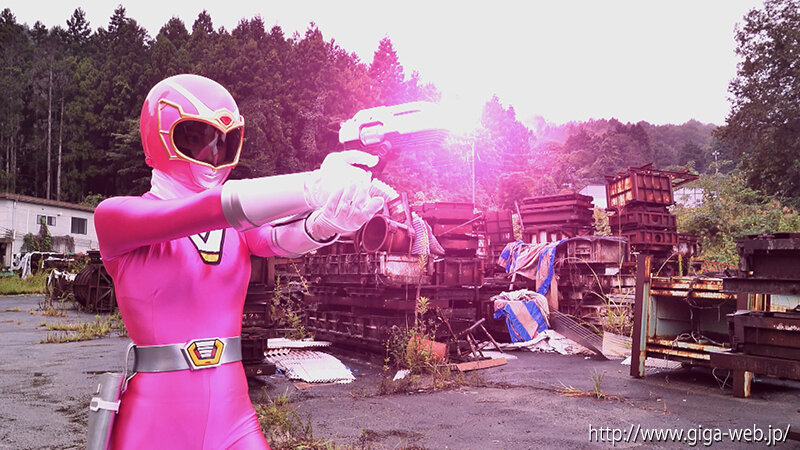 「及川うみが女戦士ピンチ!変身不能で絶体絶命の戦隊ヒロイン凌辱シーン」のサンプル画像4枚目