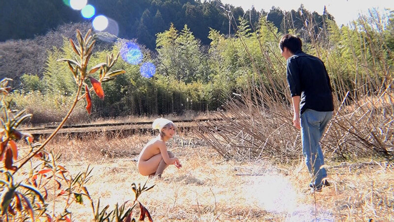 「生意気スレンダーギャル・ちゃんみおの野外露出プレイ|潮吹き&ごっくん過激デビュー」のサンプル画像4枚目