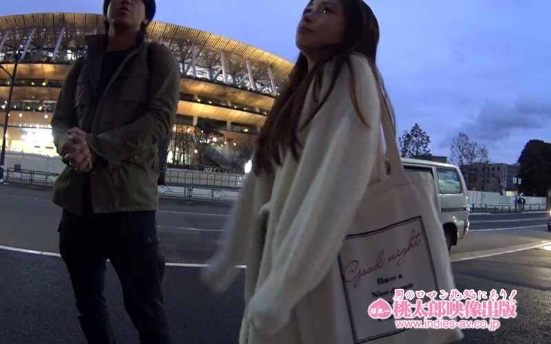 「素人女子大生をナンパ即ハメ！コスプレ美女との街角ゲットドキュメント」のサンプル画像3枚目