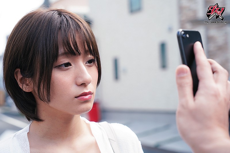 「大槻ひびき・吉良りん出演｜美人妻がハーレム中出しで淫らに乱れる人妻プレイ動画」のサンプル画像8枚目