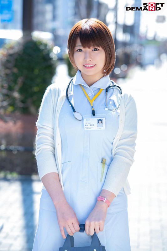 「【素人ナース】白衣の天使が手コキでお悩み解決！マジックミラー号で看護師をナンパした結果」のサンプル画像5枚目