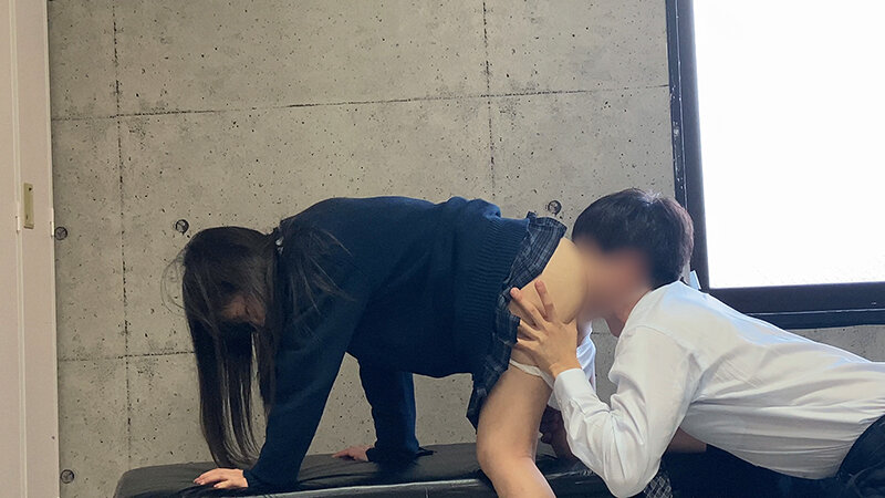 「【女子校生】制服JKのパンチラ盗撮＆中出し調教記録｜変態教師の秘密映像」のサンプル画像5枚目