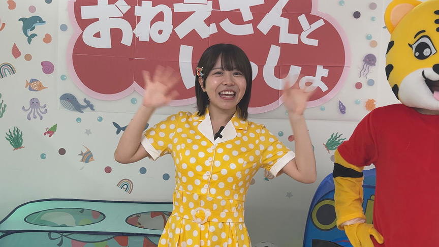 「【素人】清楚なお姉さんが複数人に責められ中出しされる衝撃映像【輪姦プレイ】」のサムネイル