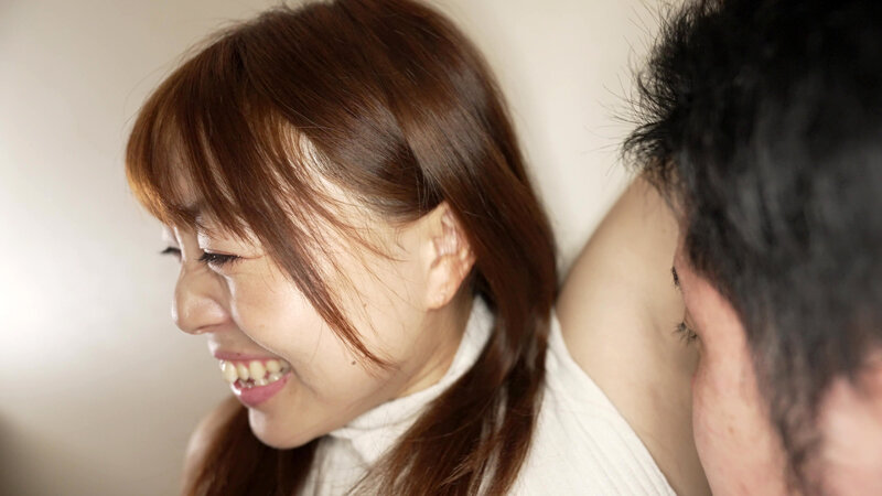 「【赤城穂波】素人お姉さんをナンパ!変態リクエストに応える個人撮影動画」のサンプル画像18枚目